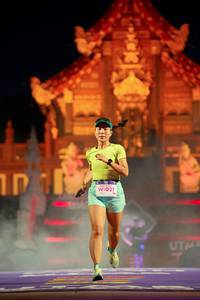 BIB: 021
                            <button type="button" onclick="openModal(22468721)" class="btn btn-primary btn-sm float-right btn-popup" data-toggle="modal" data-target=".modal-high-quality">
                        <i class="fas fa-shopping-cart"></i> Add to Cart
                    </button>
                                            <button type="button" onclick="isThisMe(22468721, true)" class="btn btn-success btn-sm float-right btn-popup btn-isme hidden" data-toggle="tooltip" data-placement="bottom" title="นี่คือรูปของคุณใช่ไหม คลิกที่นี่เพื่อเอาเข้าอัลบั้ม">
                        <i class="fas fa-plus"></i> Add to album
                    </button>
                    <button type="button" onclick="isThisMe(22468721, false)" class="btn btn-warning btn-sm float-right btn-popup btn-isnotme hidden">
                        <i class="fas fa-ban"></i> Remove from album
                    </button>